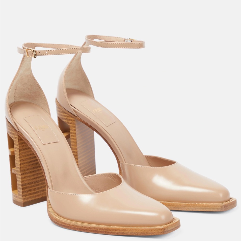 PUMPS